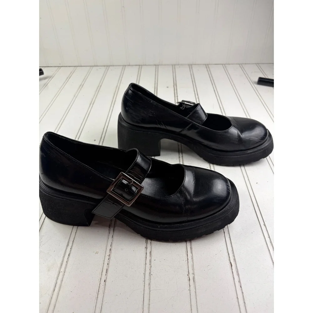 Steve Madden elevate your